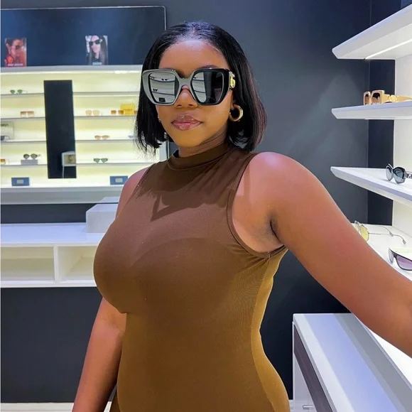 💯- NEW GUCCI GG0956S 003 BLACK SUNGLASSES GUCCI WOMEN’S EYEWEAR GUCCI GG095… - Picture 4 of 11